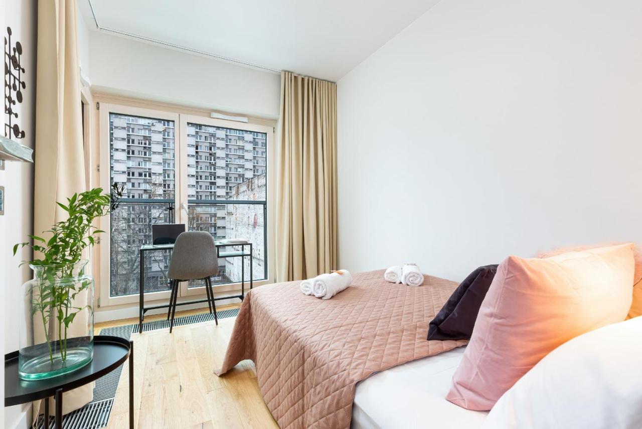 Mennica Residence - City Center By Renters Prestige Varšava Exteriér fotografie