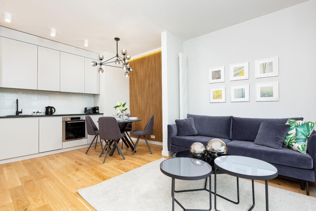 Mennica Residence - City Center By Renters Prestige Varšava Exteriér fotografie